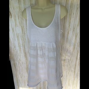Tommy Bahama Women’s Sleeveless Knit White Linen Blend  Top Size Medium